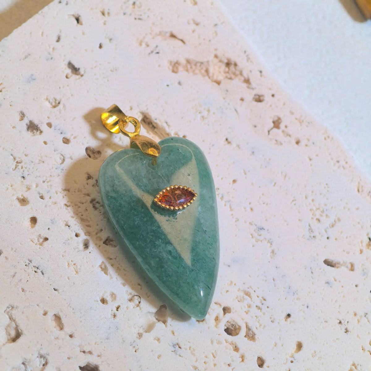 1pc Romantic Heartshape Natural Stone Pendant Green Aventurine Opal Stone Pendant for Women Jewelry Christmas Gift  (GoldenCity)