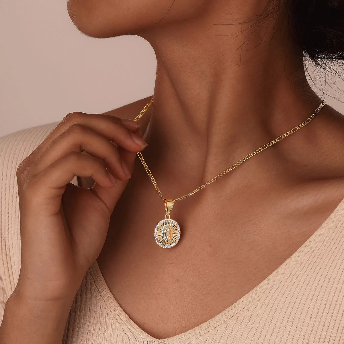 Heart Guadalupe Virgin Mary Necklace for Women,Cubic Zirconia Mother Mary Catholic Necklace Lady of Guadalupe Jewelry  (GoldenCity)