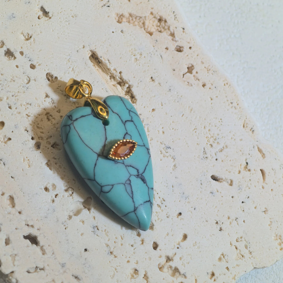 1pc Romantic Heartshape Natural Stone Pendant Green Aventurine Opal Stone Pendant for Women Jewelry Christmas Gift  (GoldenCity)