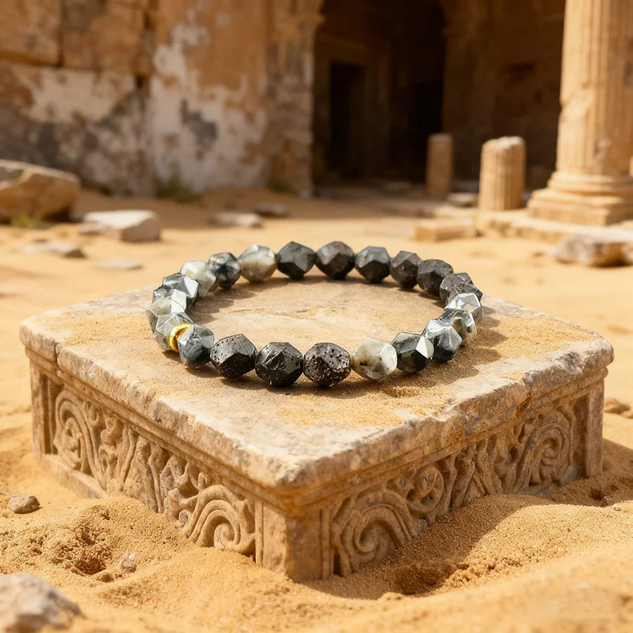 Retro Black Natural Labradorite Moonstone Bead Bracelet Homme Irregular Volcanic Onyx Stone Elastic Handmade Jewelry for Father  (GoldenCity)