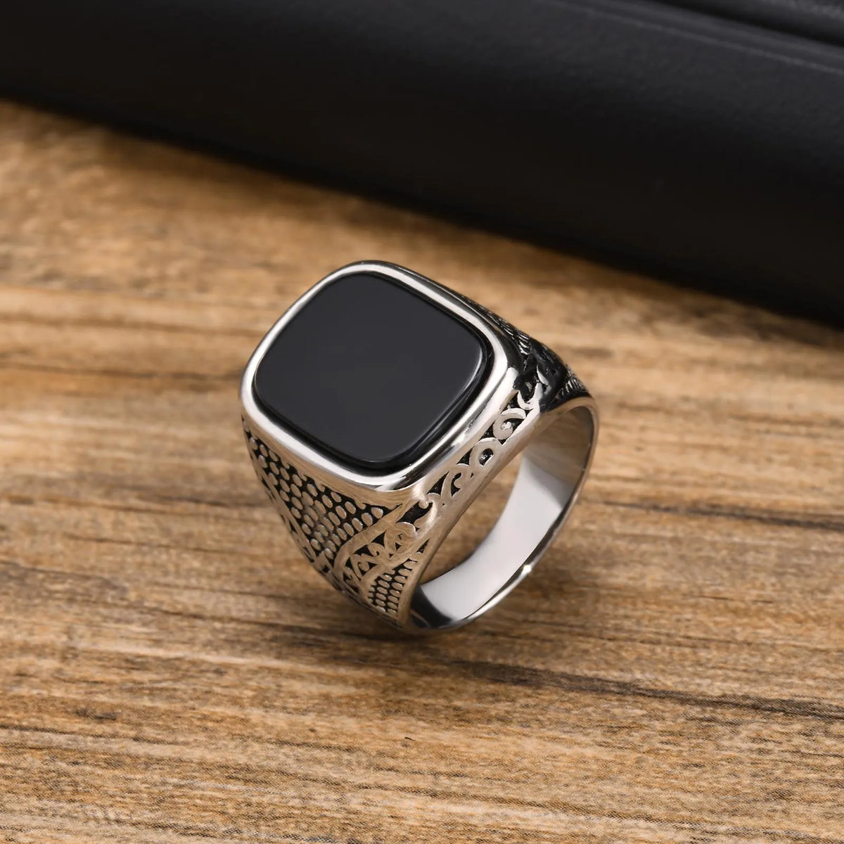 Rock Punk Onyx Stone Rings for Men, Stylish Solid Stainless Steel Metal Signet Ring,Cool Fashion Gifts for Him Jewelry  (GoldenCity)
