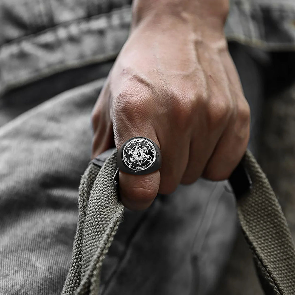 Seven Seals of Angels Rings for Men, Round Top Stamp Finger Band, Metatron Cube Stamp Ring, Chunky Punk Jewelry  (GoldenCity)