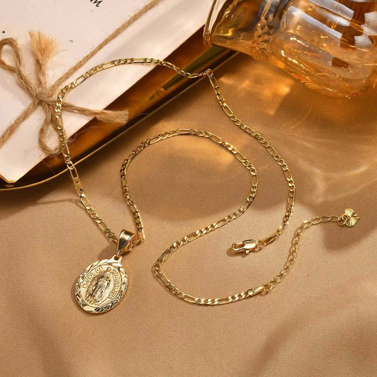 Dainty Virgin Mary Women Necklace Stainless Steel Chain Geometric Pendant Catholic Blessed Necklaces Religious Lucky Collar  (GoldenCity)