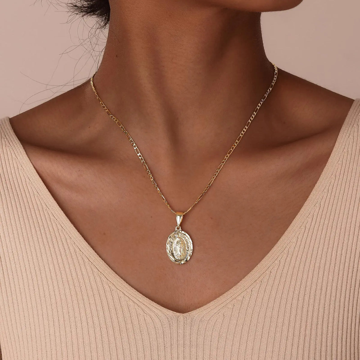 Heart Guadalupe Virgin Mary Necklace for Women,Cubic Zirconia Mother Mary Catholic Necklace Lady of Guadalupe Jewelry  (GoldenCity)