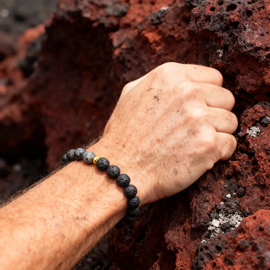 Retro Black Natural Labradorite Moonstone Bead Bracelet Homme Irregular Volcanic Onyx Stone Elastic Handmade Jewelry for Father  (GoldenCity)